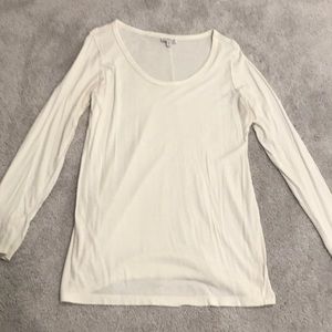 Long-sleeved maternity shirt
